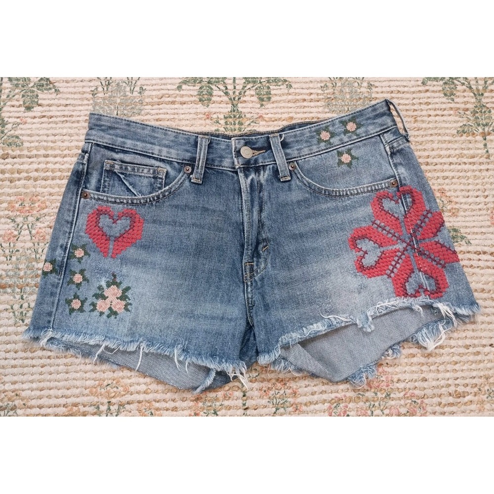 Lucky Brand Embroidered Heart Floral Denim Boyfriend Jean Shorts Raw Hem Sz 26